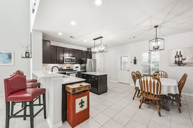 10018 Chase Court, Baytown, TX 77521