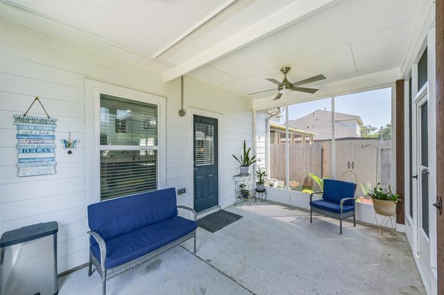 10018 Chase Court, Baytown, TX 77521