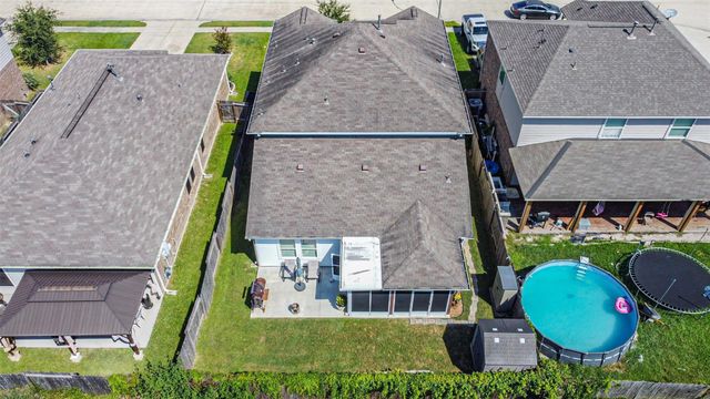 10018 Chase Court, Baytown, TX 77521