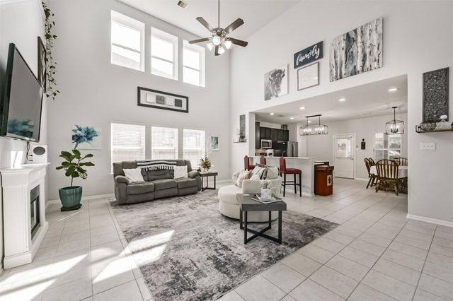 10018 Chase Court, Baytown, TX 77521