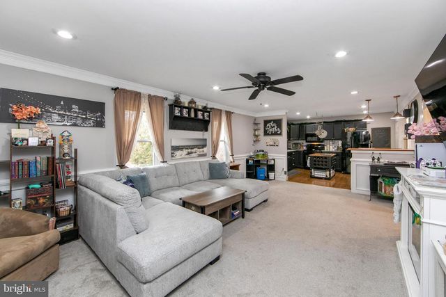 47 TARAS AVE, Westville, NJ 08093