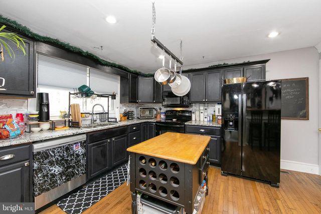 47 TARAS AVE, Westville, NJ 08093