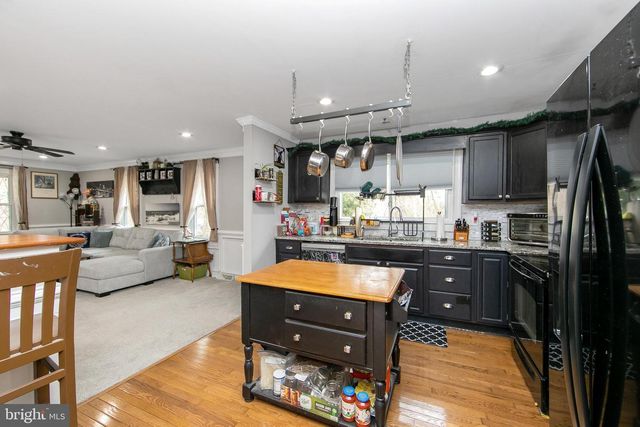 47 TARAS AVE, Westville, NJ 08093