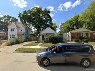 21385 Garden Lane, Royal Oak Charter Township, MI 48220