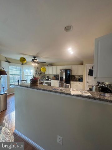 6930 VERSAILLE DR, Fredericksburg, VA 22407