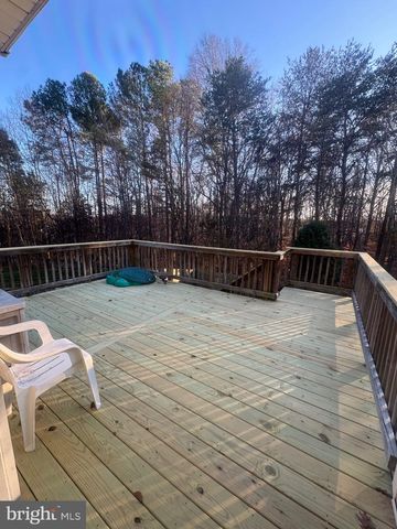 6930 VERSAILLE DR, Fredericksburg, VA 22407