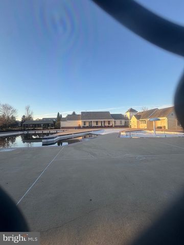 6930 VERSAILLE DR, Fredericksburg, VA 22407