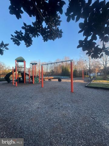 6930 VERSAILLE DR, Fredericksburg, VA 22407