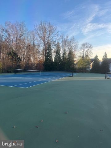 6930 VERSAILLE DR, Fredericksburg, VA 22407