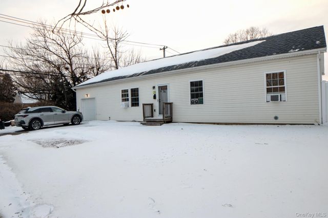 14 Bittersweet Lane, Levittown, NY 11756