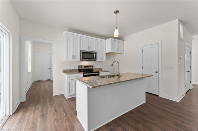 8986 Marlfield DR, Gloucester, VA 23061