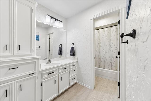 5823 Ashmere Ln, Spring, TX 77379