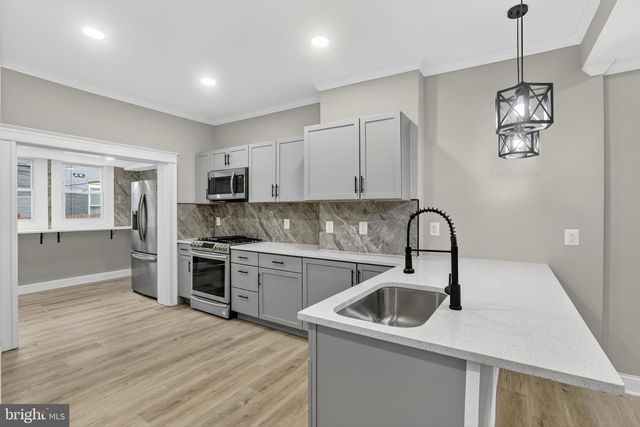 3030 MCELDERRY ST, Baltimore, MD 21205