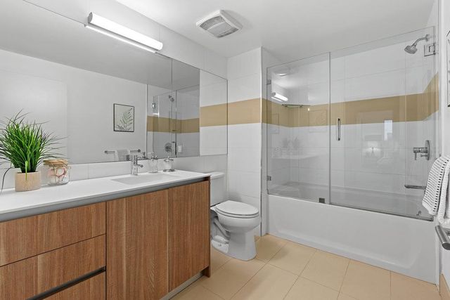 8 Buchanan Street 300, San Francisco, CA 94102