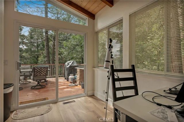 395 Primrose, Lake Arrowhead, CA 92352
