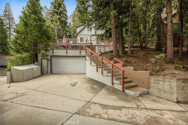 395 Primrose, Lake Arrowhead, CA 92352