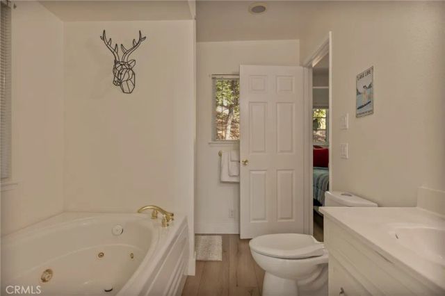 395 Primrose, Lake Arrowhead, CA 92352