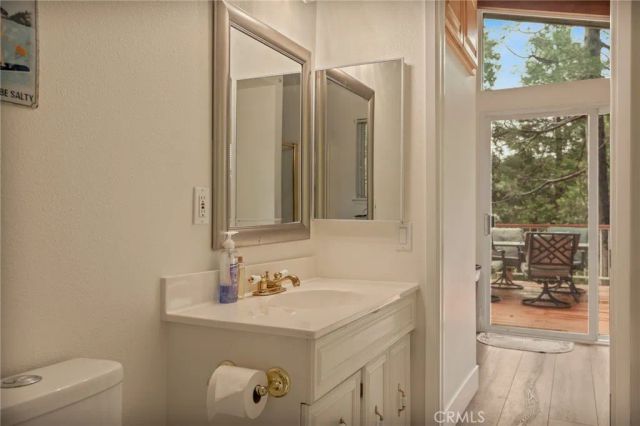 395 Primrose, Lake Arrowhead, CA 92352