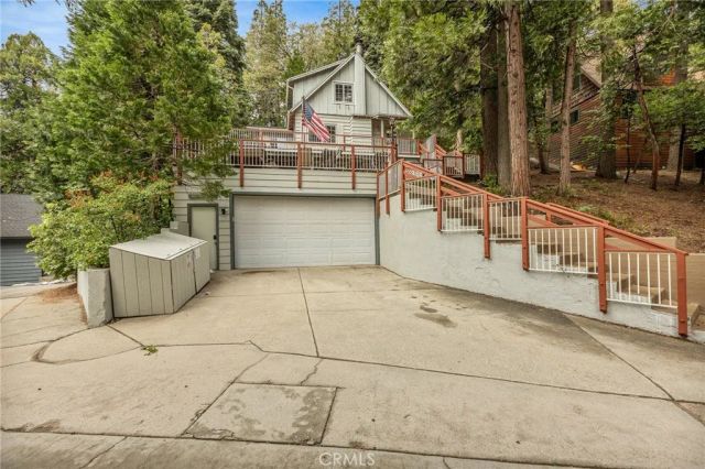 395 Primrose, Lake Arrowhead, CA 92352