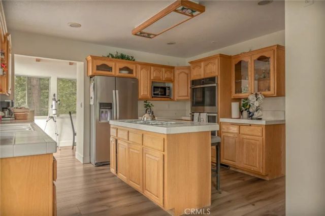 395 Primrose, Lake Arrowhead, CA 92352