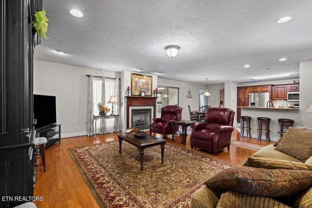 5704 Long Creek Rd, Morristown, TN 37813