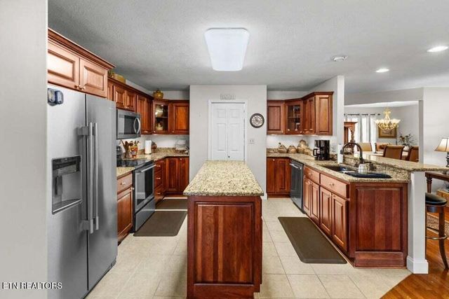 5704 Long Creek Rd, Morristown, TN 37813