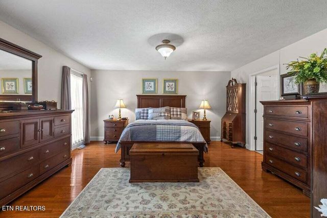 5704 Long Creek Rd, Morristown, TN 37813