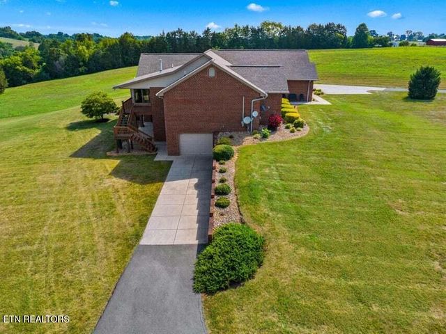 5704 Long Creek Rd, Morristown, TN 37813