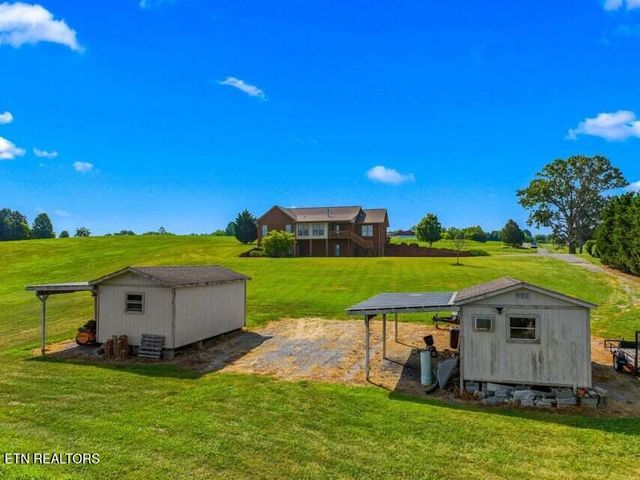 5704 Long Creek Rd, Morristown, TN 37813