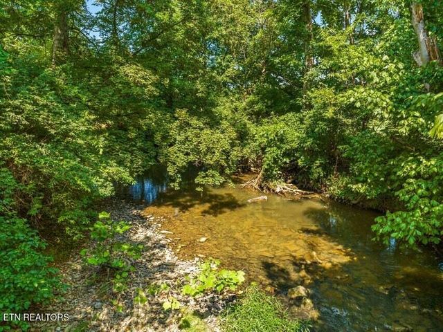 5704 Long Creek Rd, Morristown, TN 37813
