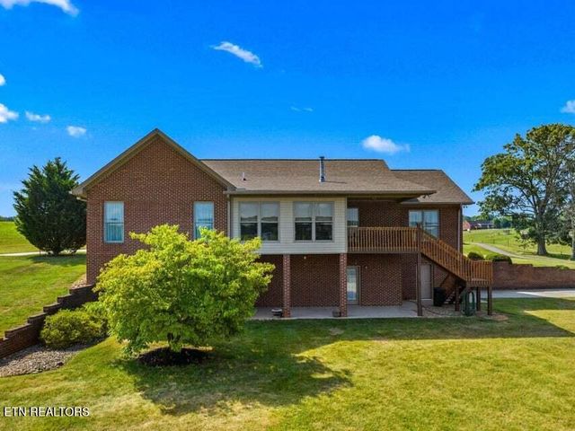 5704 Long Creek Rd, Morristown, TN 37813