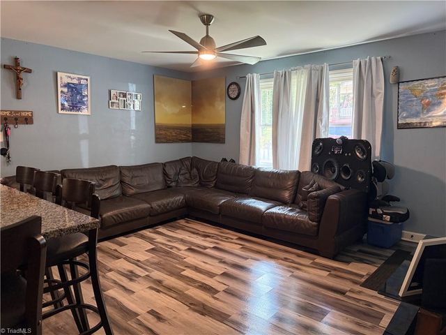 301 E State Avenue, High Point, NC 27262