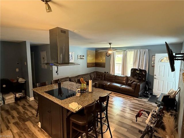 301 E State Avenue, High Point, NC 27262
