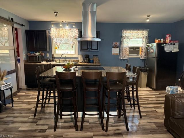 301 E State Avenue, High Point, NC 27262