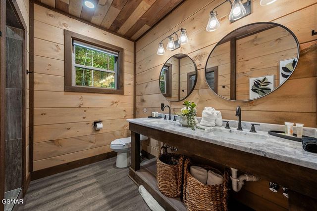 2320 Bogle Spring Loop, Sevierville, TN 37862