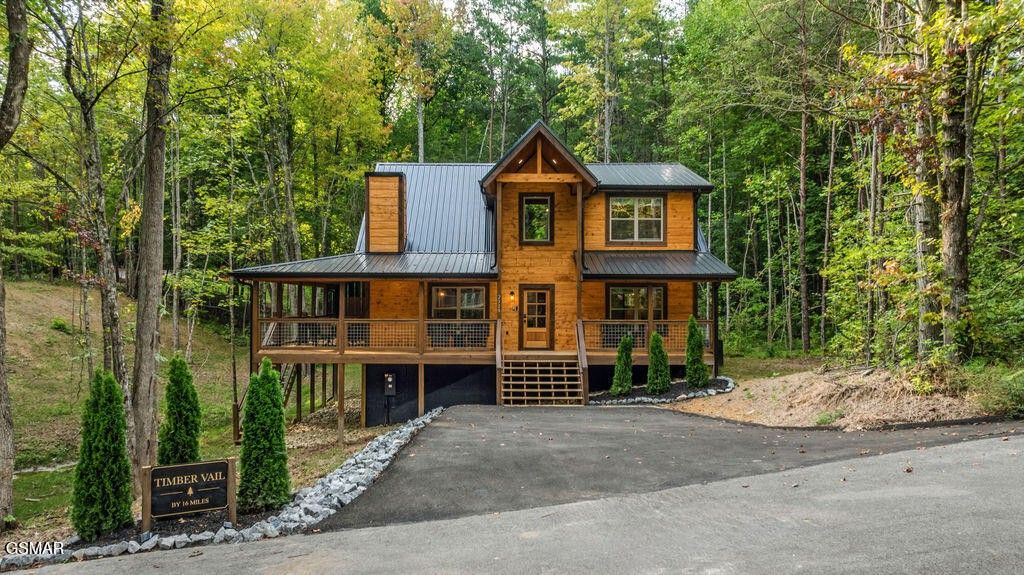 2320 Bogle Spring Loop, Sevierville, TN 37862