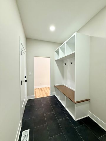 1930 Tuscany Drive SE, Altoona, IA 50009