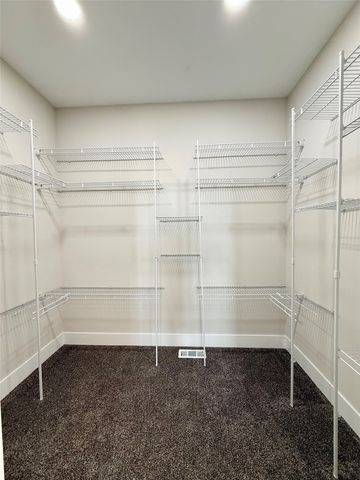 1930 Tuscany Drive SE, Altoona, IA 50009