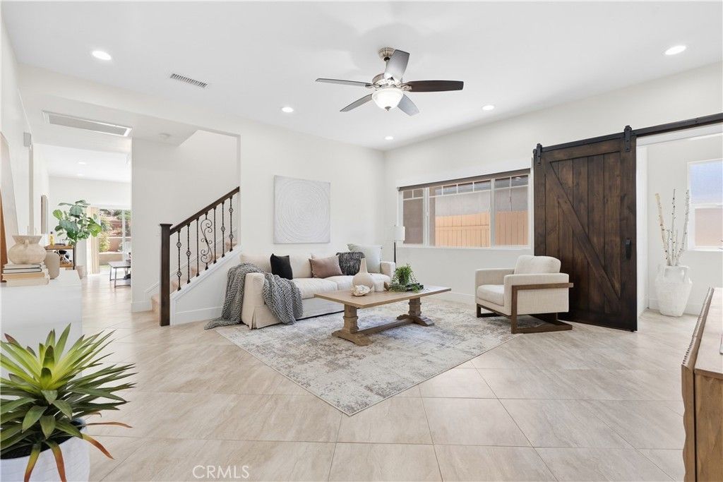 24932 Wells Fargo, Laguna Hills, CA 92653 — photo 2