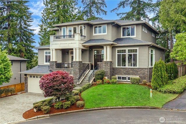 10223 NE 22nd Place, Bellevue, WA 98004