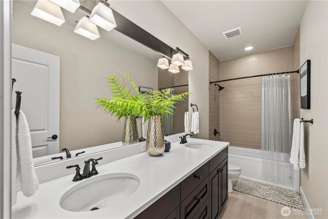 10223 NE 22nd Place, Bellevue, WA 98004