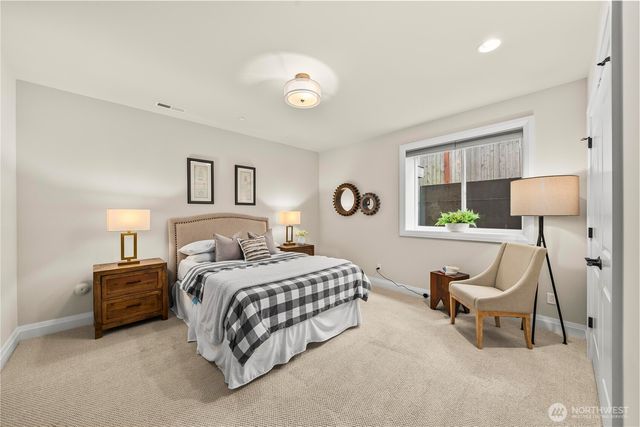 10223 NE 22nd Place, Bellevue, WA 98004