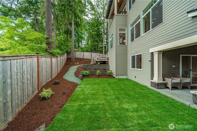 10223 NE 22nd Place, Bellevue, WA 98004