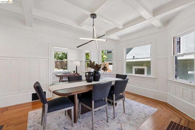583 Mira Vista Ave, Oakland, CA 94610