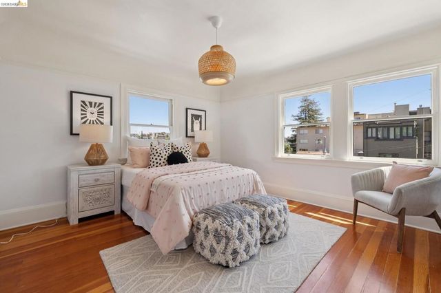 583 Mira Vista Ave, Oakland, CA 94610