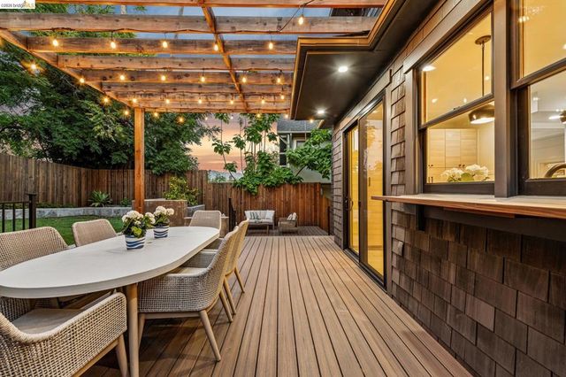 583 Mira Vista Ave, Oakland, CA 94610