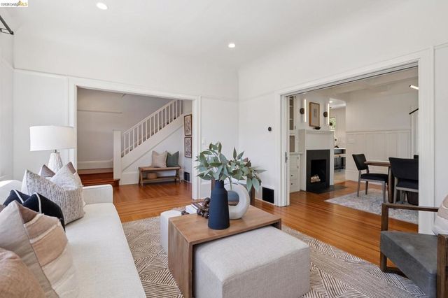 583 Mira Vista Ave, Oakland, CA 94610