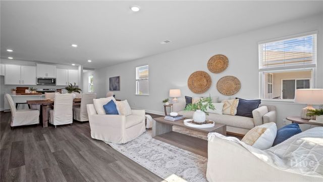 1043 Lakes Boulevard, Brunswick, GA 31525