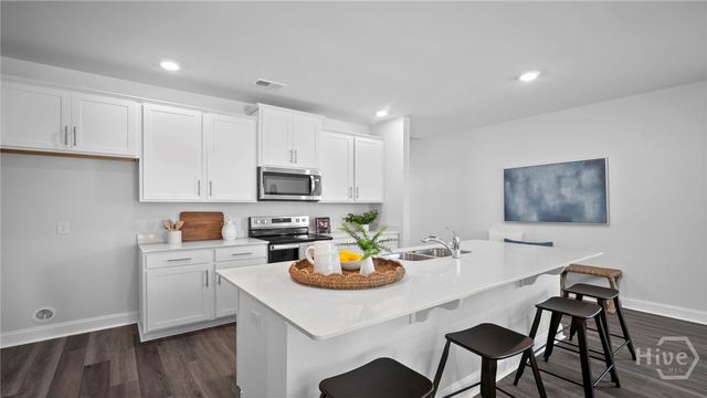 1043 Lakes Boulevard, Brunswick, GA 31525