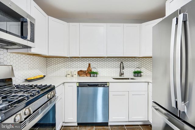 2408 MEADOW RD, Baltimore, MD 21222